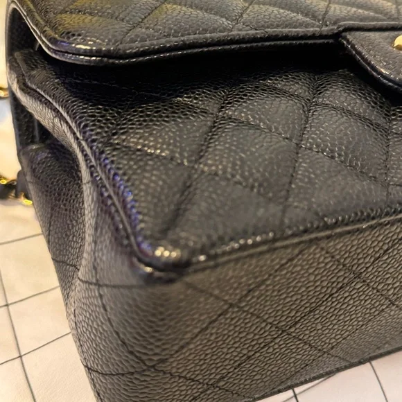 Chanel Classic Flap Bag Caviar Small 2022 series - Picture 8 of 16